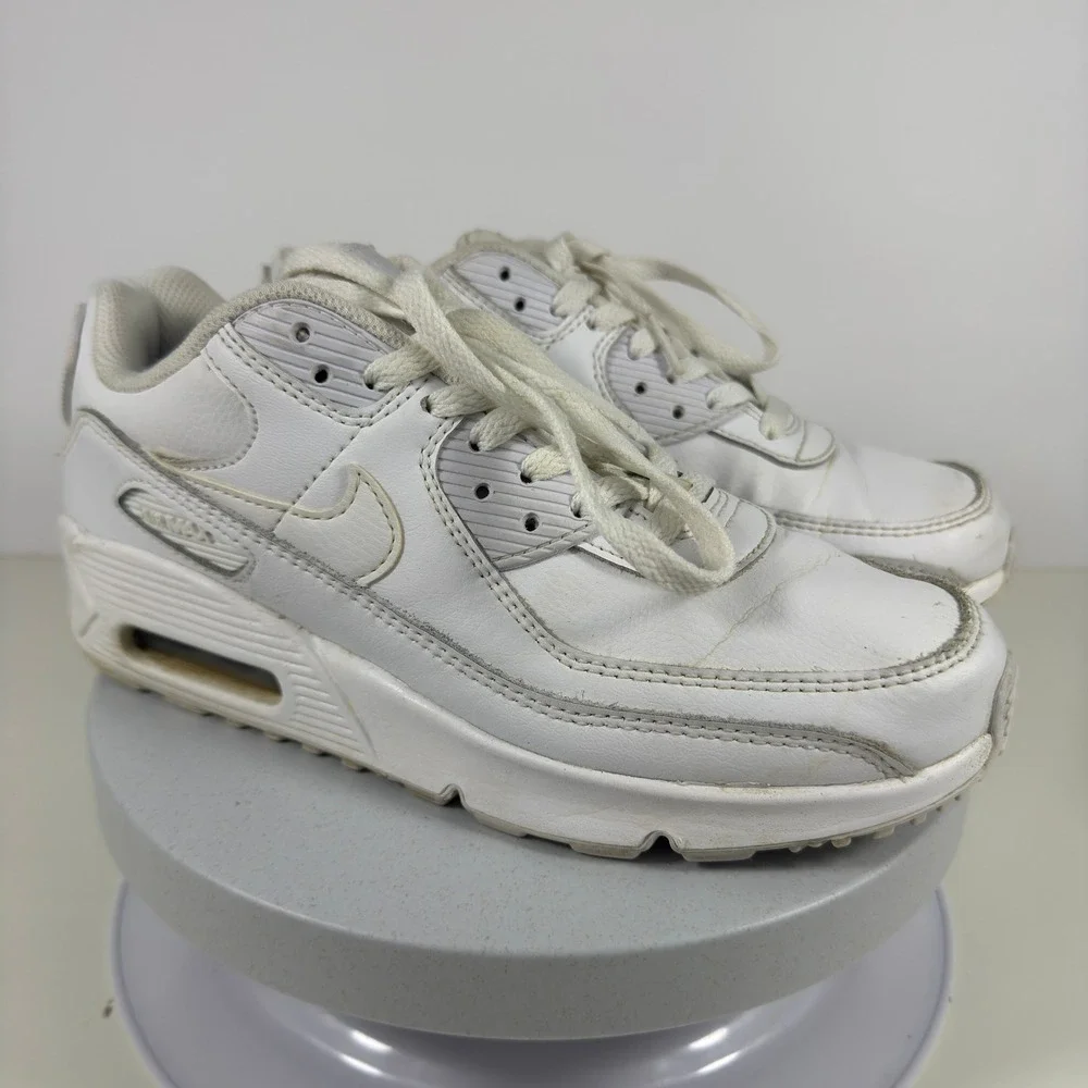 Nike‎ Boys Sneakers Air Max 90 Leather Cushioned Streetwear White US 5.5Y